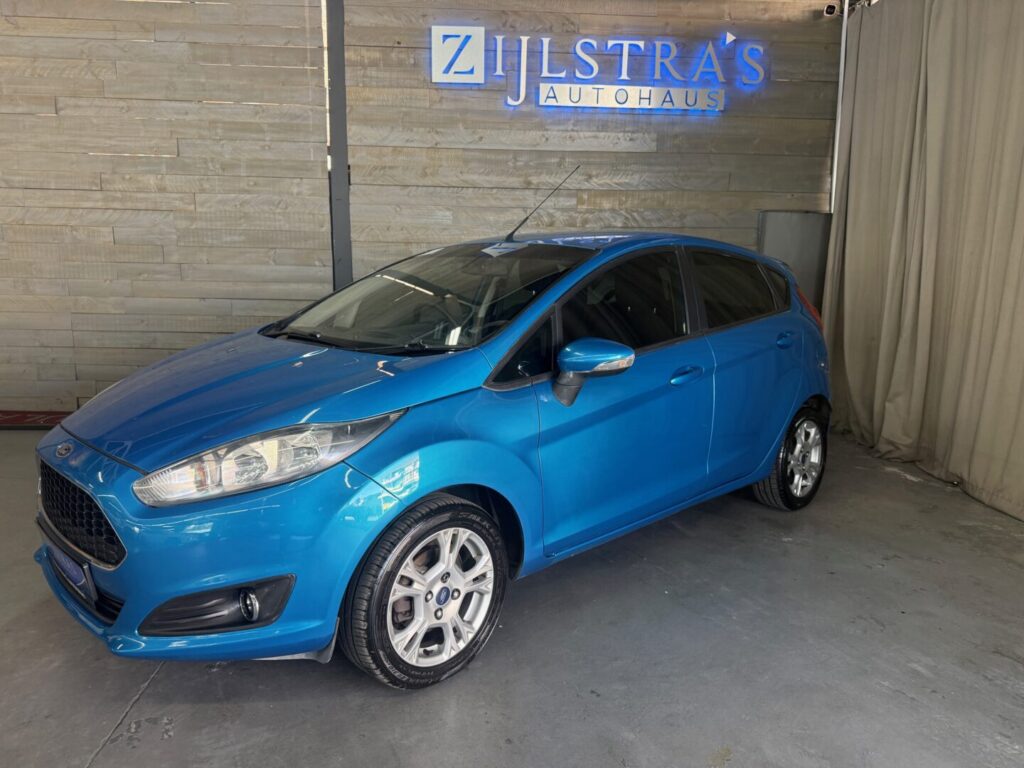 FORD FIESTA 1.5 TDCi AMBIENTE (5DR)
