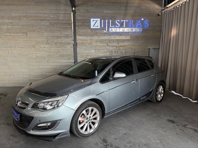 OPEL ASTRA 1.4T ENJOY 5Dr