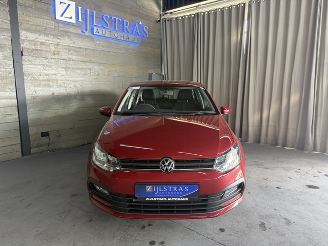 VOLKSWAGEN POLO VIVO 1.4 LIFE(5DR)