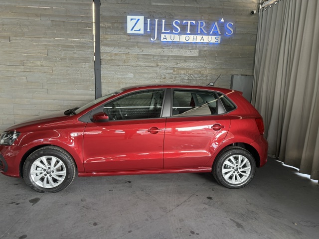 VOLKSWAGEN POLO VIVO 1.4 LIFE(5DR)