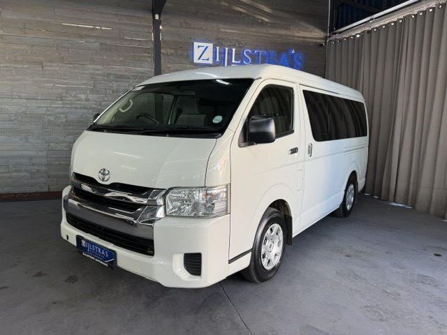 TOYOTA QUANTUM 2.5 D-4D 10 SEAT
