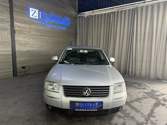 VOLKSWAGEN PASSAT 1.8T