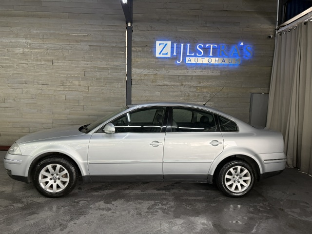 VOLKSWAGEN PASSAT 1.8T