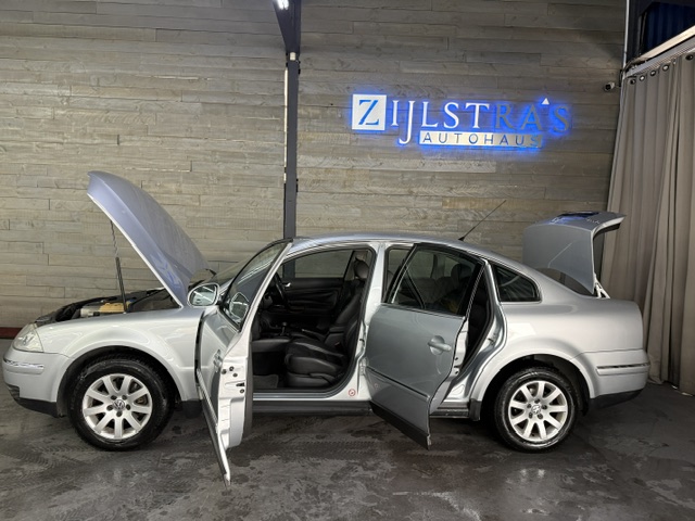 VOLKSWAGEN PASSAT 1.8T