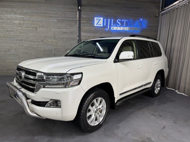 TOYOTA LAND CRUISER 200 V8 4.5D VX-R A/T