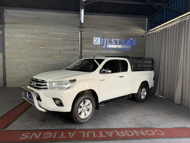 TOYOTA HILUX 2.8 GD-6 RB RAIDER P/U E/CAB
